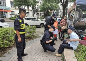 醉酒老人不識路  保安悉心送回家——浙江民泰駐星橋市容項目隊員