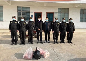 崇明區堡鎮生態(tài)保護和市容環(huán)境事務(wù)所領(lǐng)導慰問(wèn)宗保公司員工